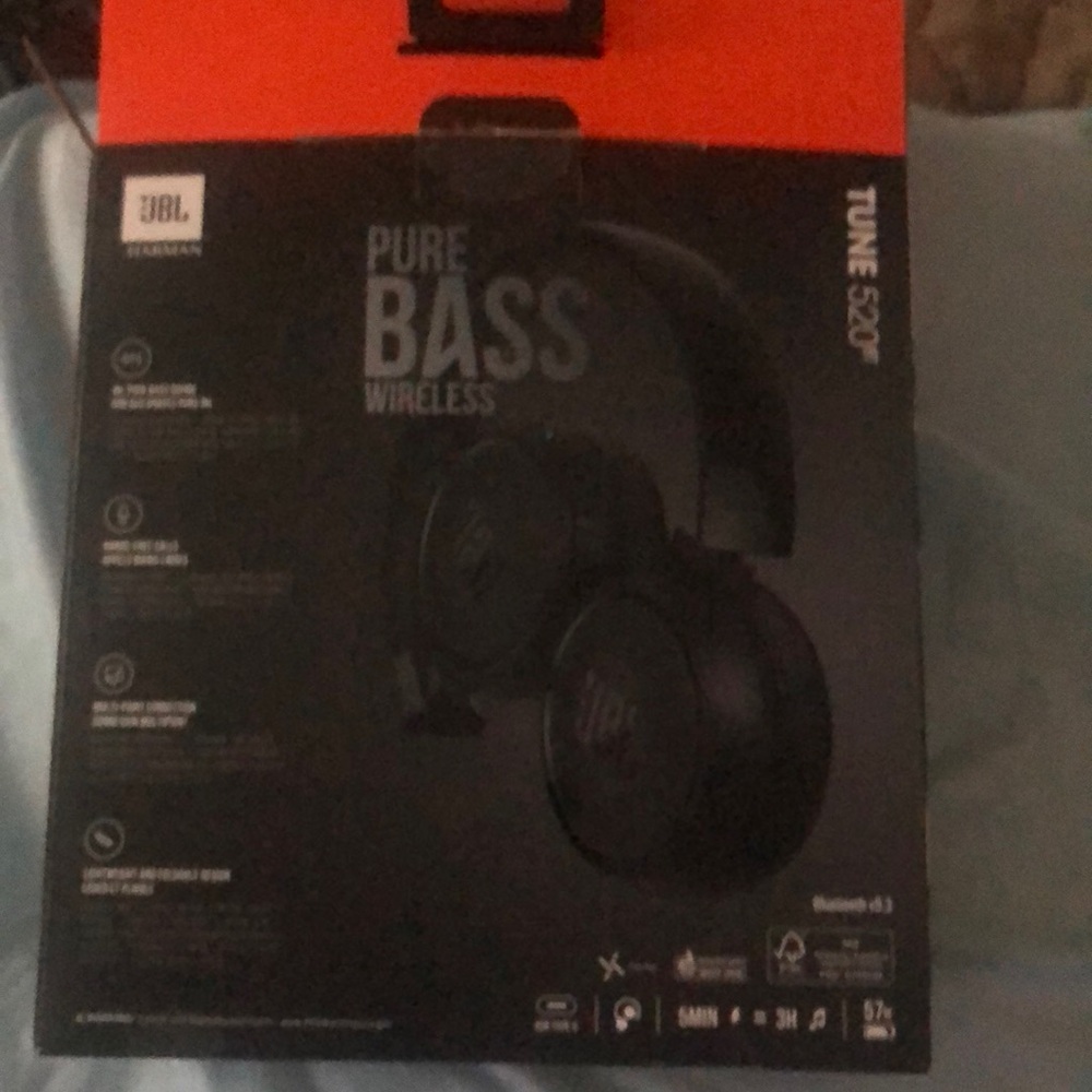 JBL Tune 520BT Wireless Headphones